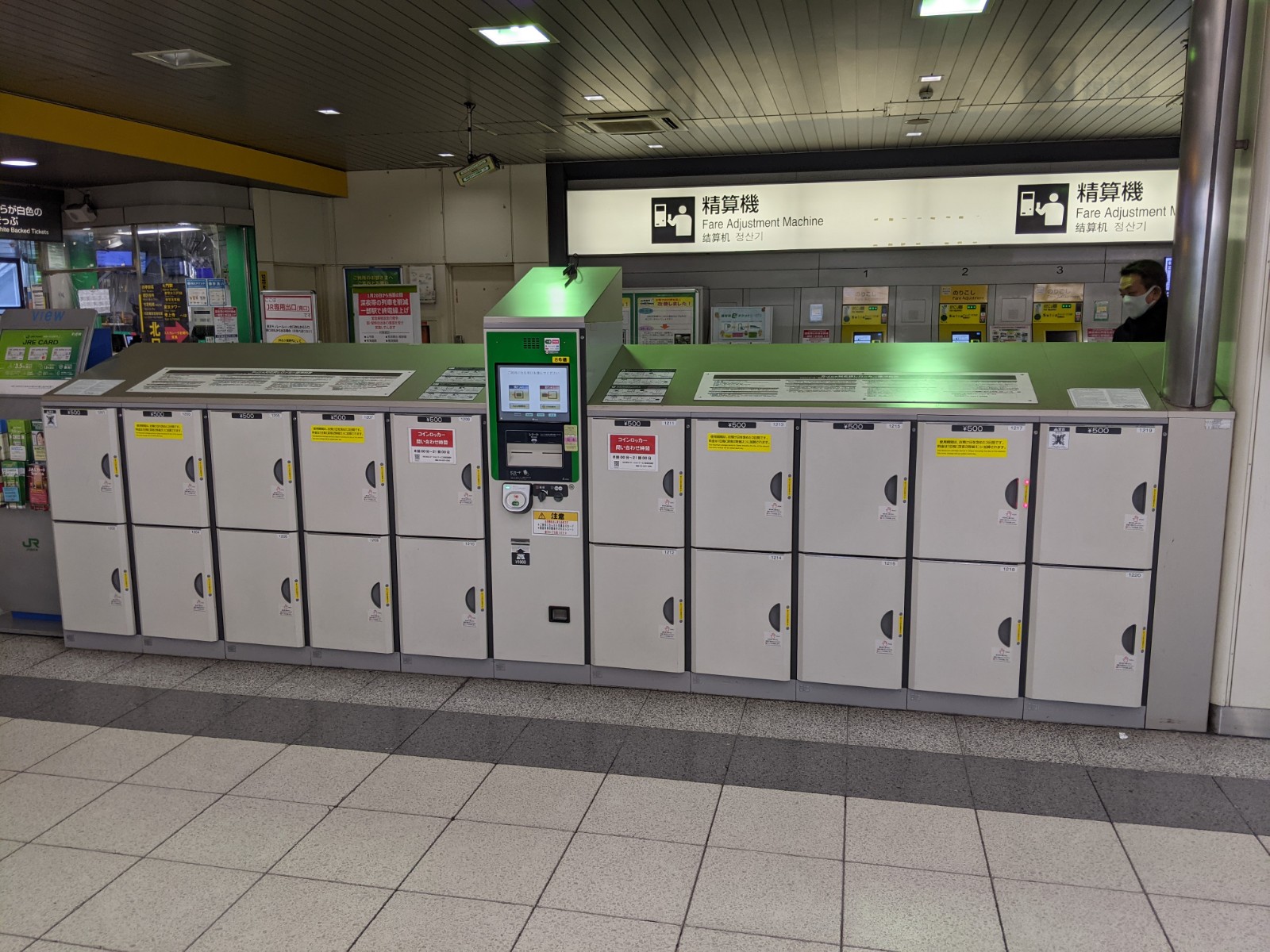 ロッカー 浜松町駅 改札内 南口 3・4番線エレベーター横の画像1
